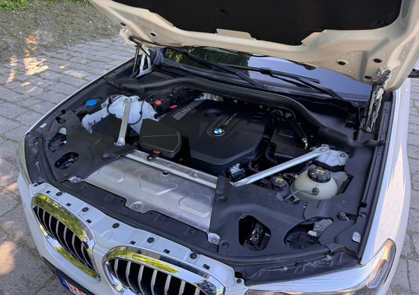 BMW X3 cena 105000 przebieg: 204000, rok produkcji 2018 z Lublin małe 742